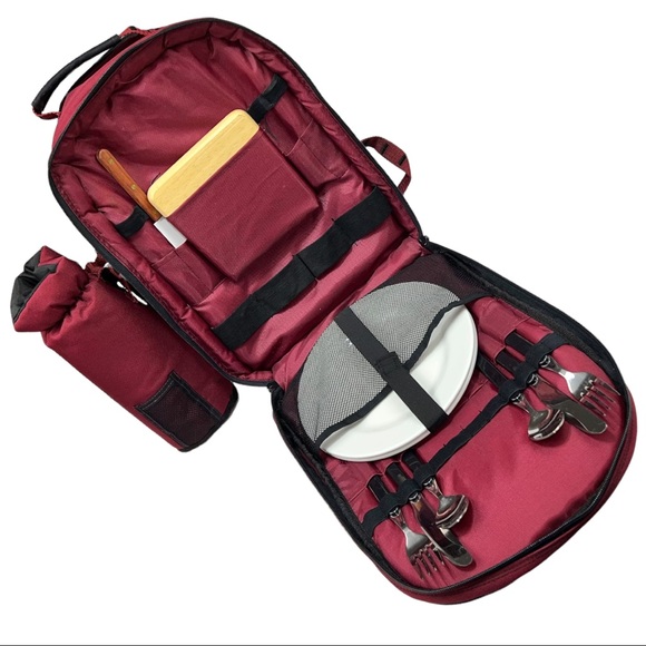 Vintage 2000 Mazda Miata Special Edition Backpack + Picnic Accessories - Picture 6 of 6